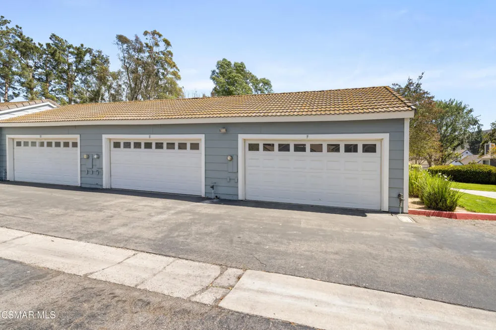 345 Jeremiah Drive #E Simi Valley, CA 93065