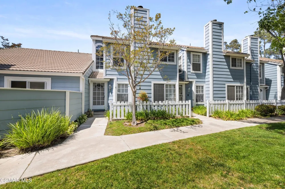 345 Jeremiah Drive #E Simi Valley, CA 93065