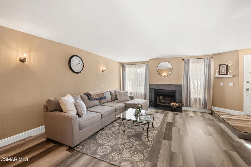 345 Jeremiah Drive #E Simi Valley, CA 93065
