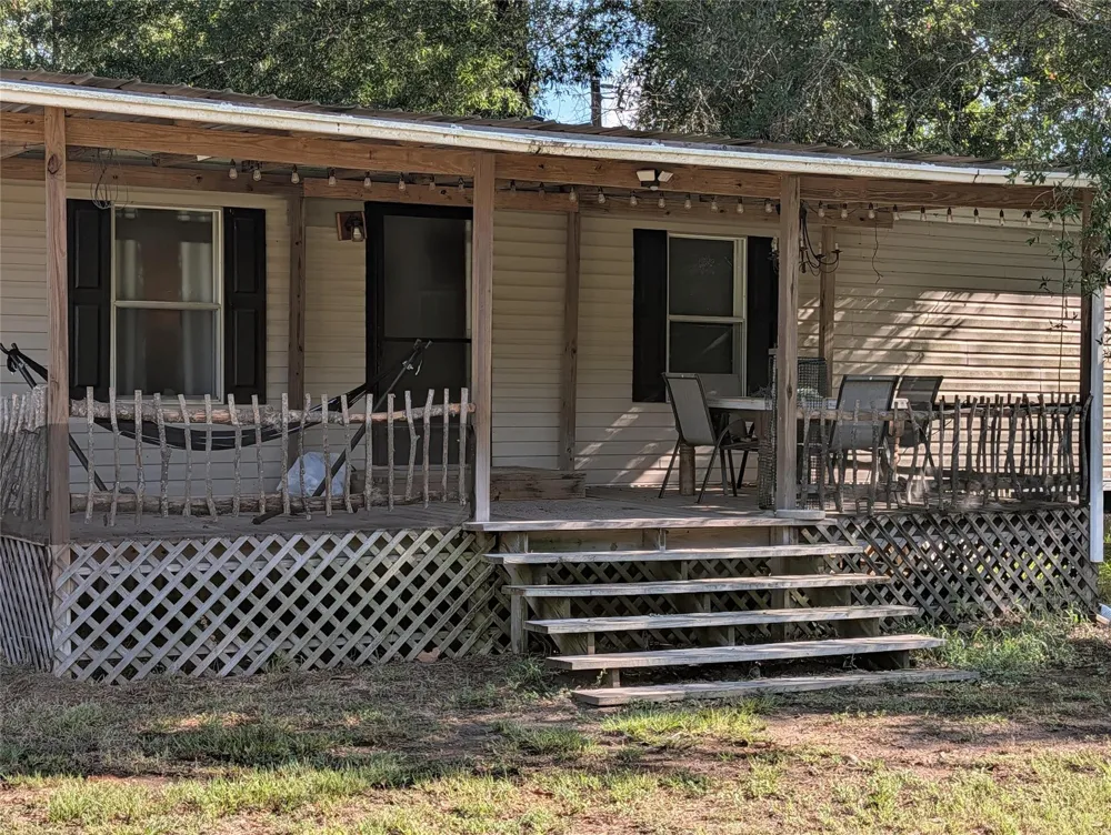 346 Lakeside Circle Trinity, TX 75862
