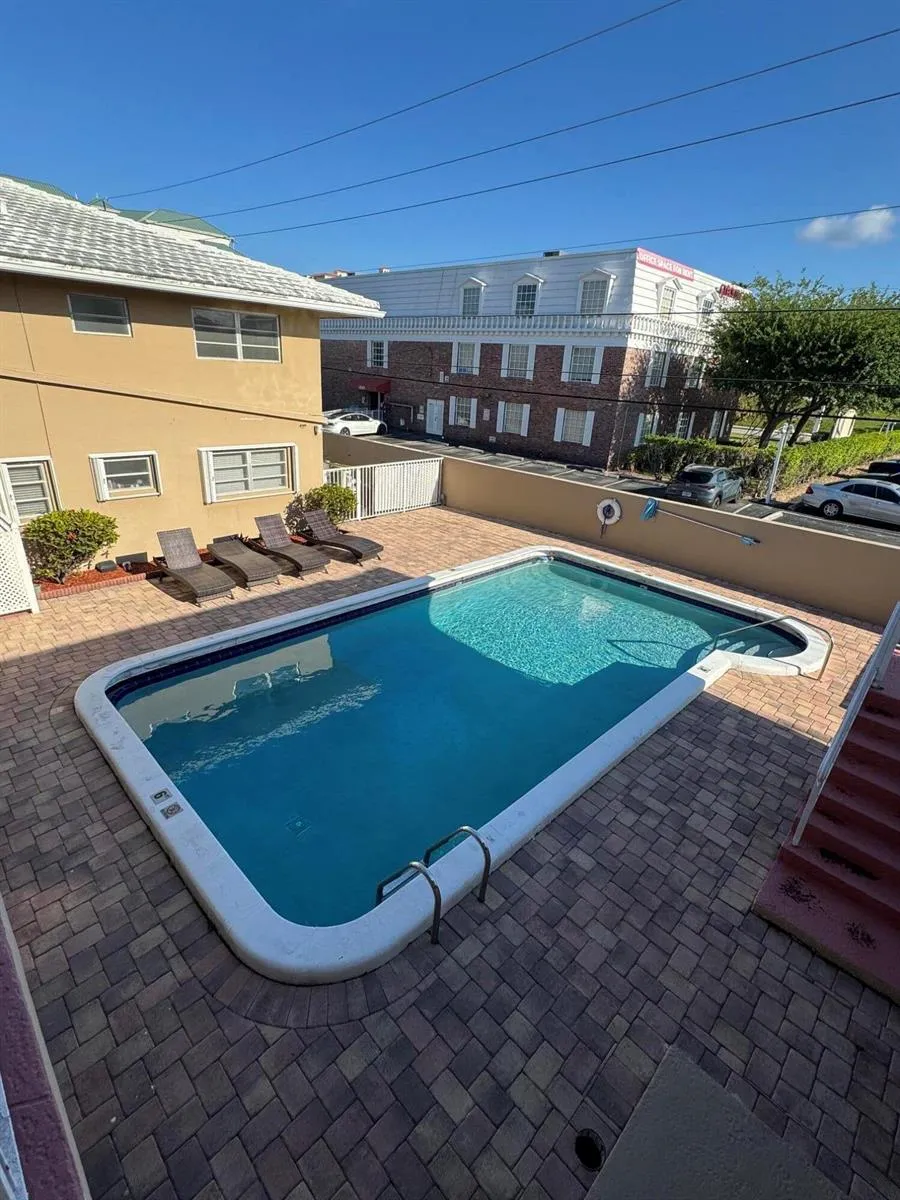 2864 NE 32nd Street #7 Fort Lauderdale, FL 33306