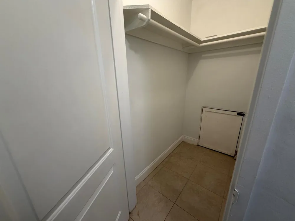 2255 NE 51ST STREET #B3 Fort Lauderdale, FL 33308