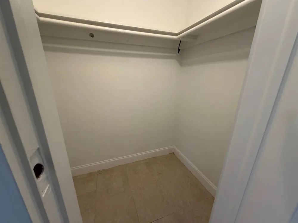 2255 NE 51ST STREET #B3 Fort Lauderdale, FL 33308