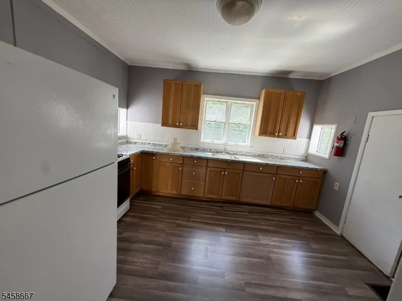 132 Boonton Ave Boonton Town, NJ 07005