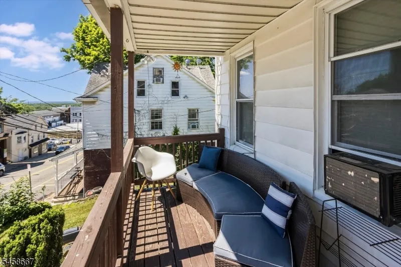 132 Boonton Ave Boonton Town, NJ 07005
