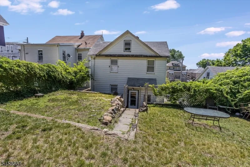 132 Boonton Ave Boonton Town, NJ 07005