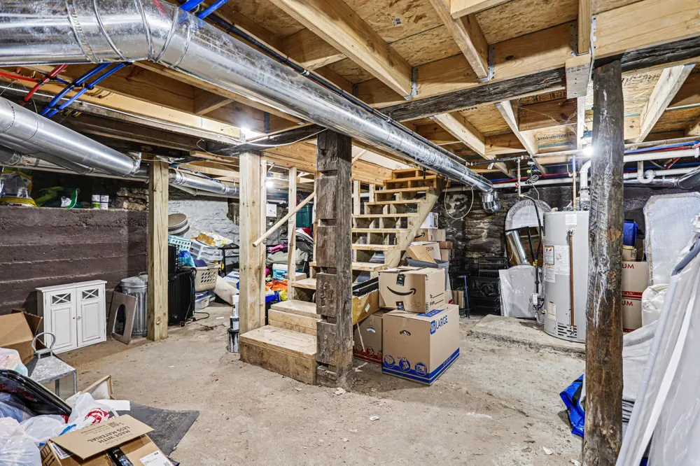 454 E Chicago Street Jonesville, MI 49250