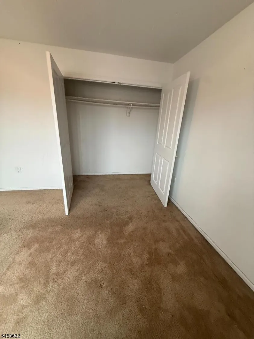 108 S Park Elizabeth City, NJ 07206