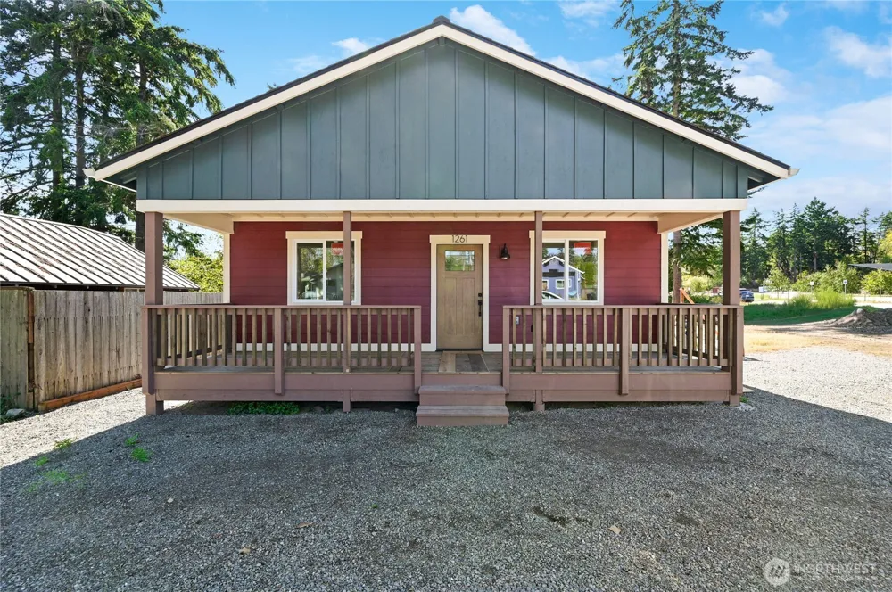 1261 18th Street Port Townsend, WA 98368
