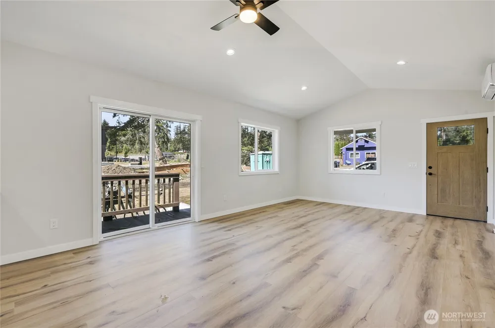 1261 18th Street Port Townsend, WA 98368