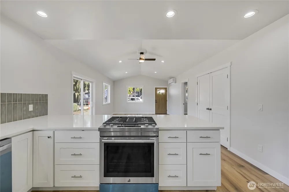 1261 18th Street Port Townsend, WA 98368