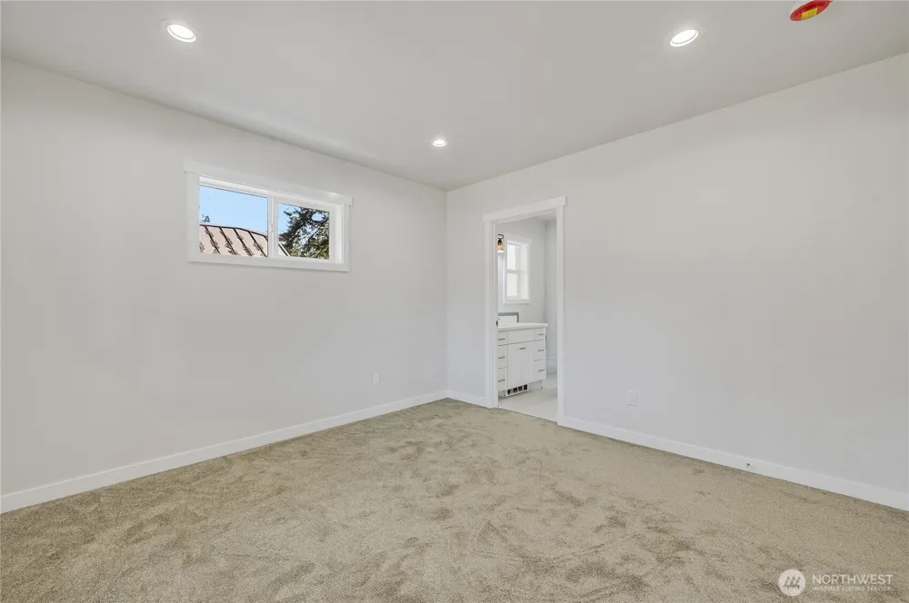 1261 18th Street Port Townsend, WA 98368