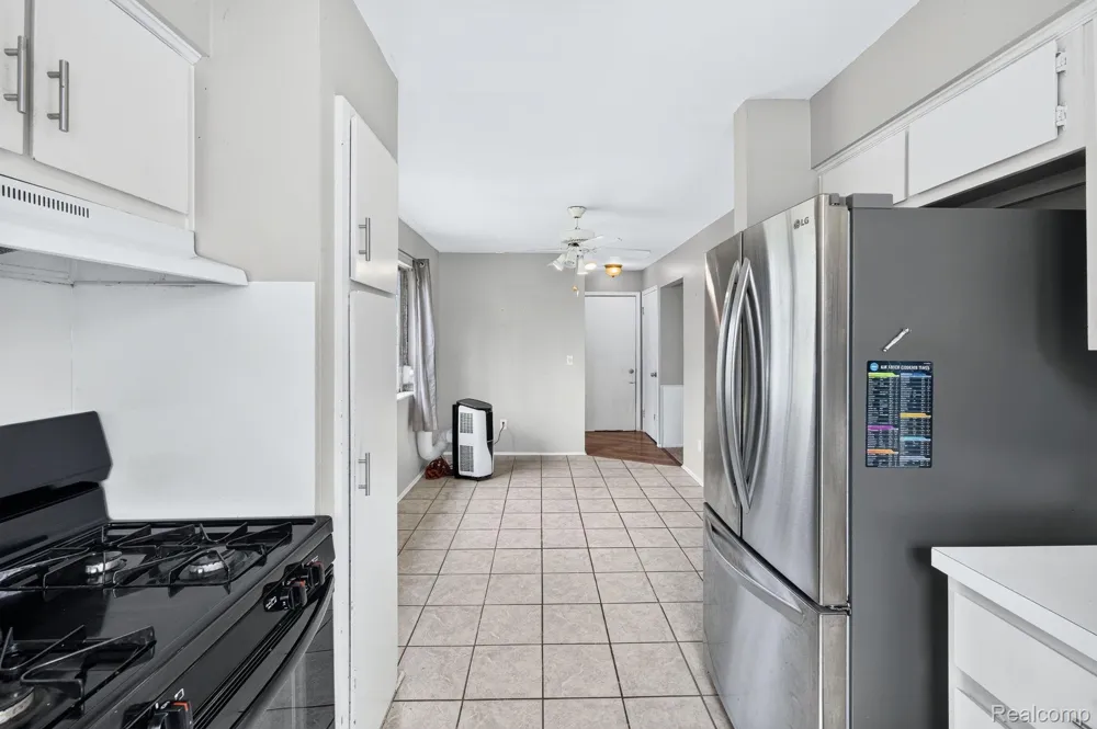 5240 Oakview Drive Swartz Creek City, MI 48473