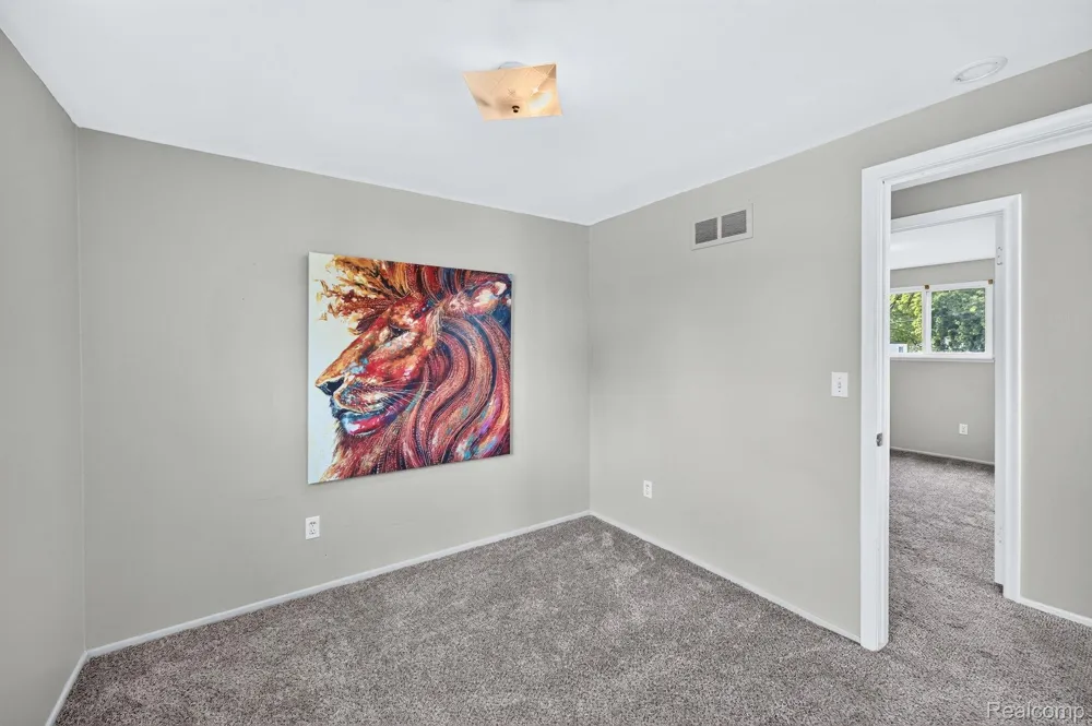 5240 Oakview Drive Swartz Creek City, MI 48473
