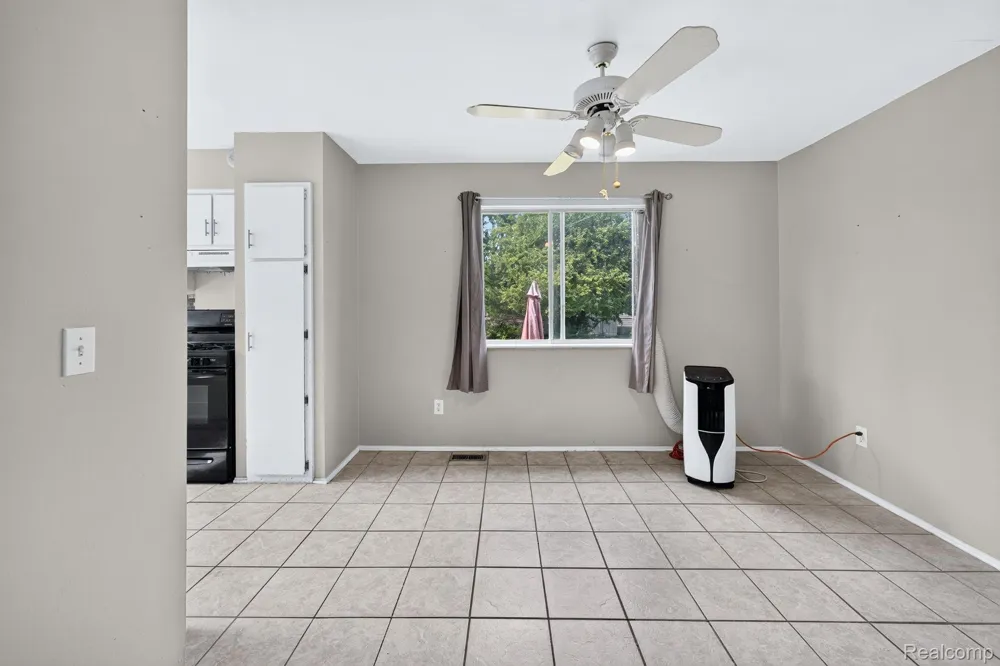 5240 Oakview Drive Swartz Creek City, MI 48473