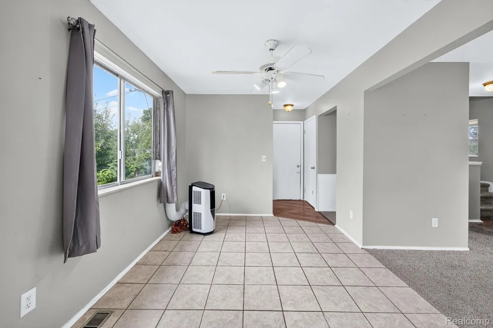 5240 Oakview Drive Swartz Creek City, MI 48473