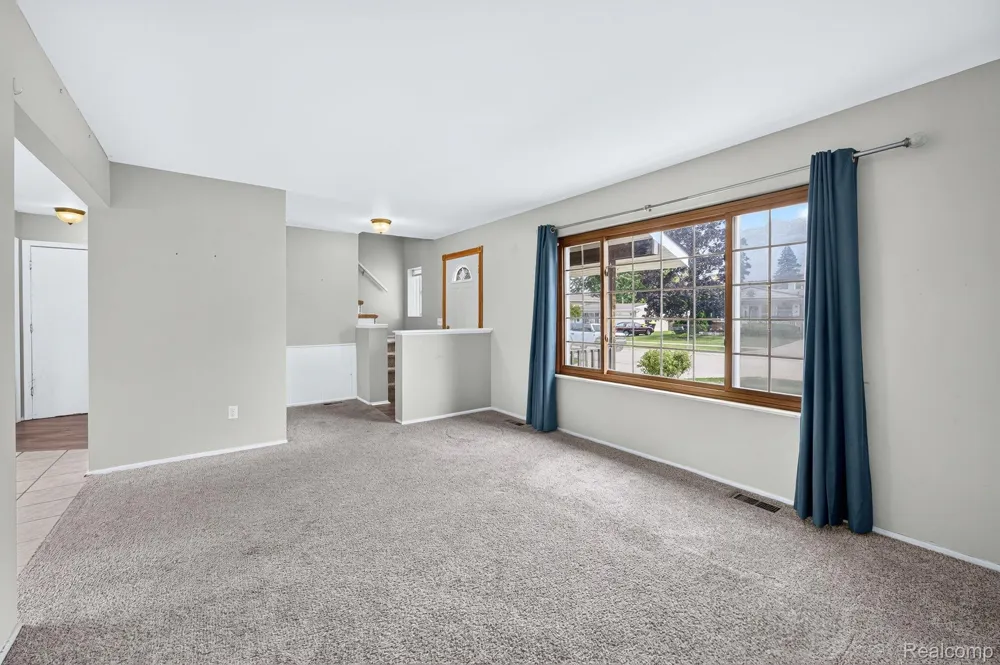 5240 Oakview Drive Swartz Creek City, MI 48473
