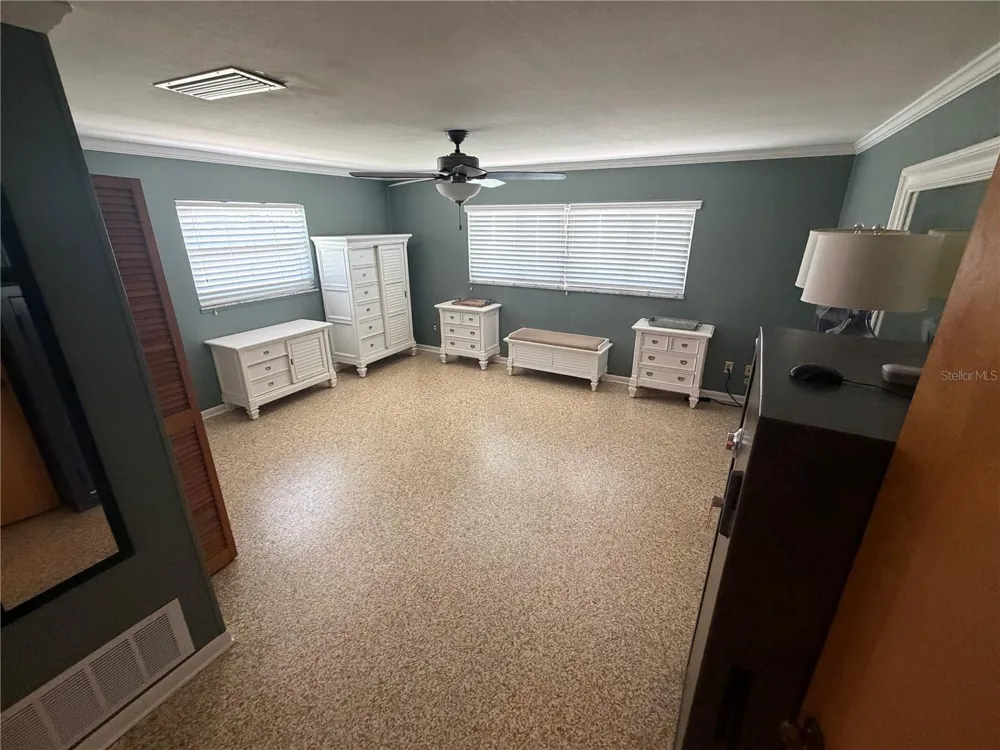 3933 ALLEN ROAD Zephyrhills, FL 33541