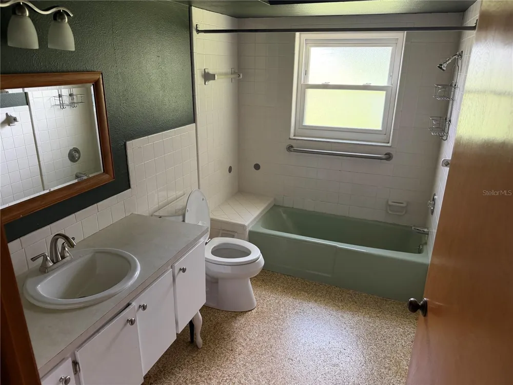 3933 ALLEN ROAD Zephyrhills, FL 33541