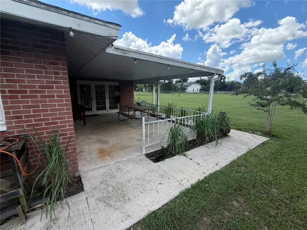 3933 ALLEN ROAD Zephyrhills, FL 33541