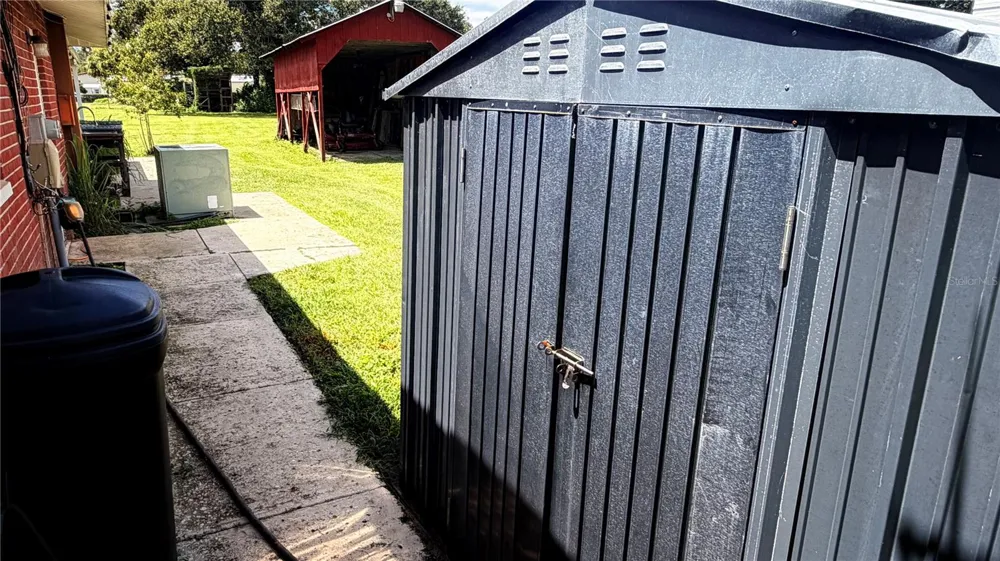 3933 ALLEN ROAD Zephyrhills, FL 33541
