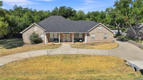 9014 Woodlawn Drive
