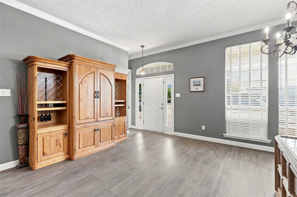 9014 Woodlawn Drive Granbury, TX 76049