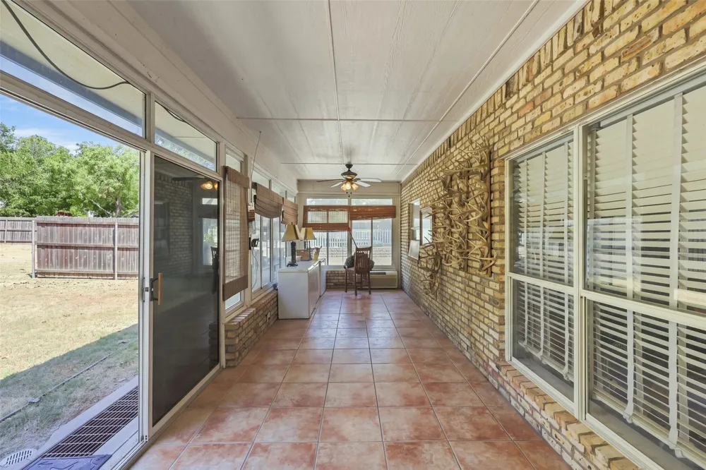 9014 Woodlawn Drive Granbury, TX 76049