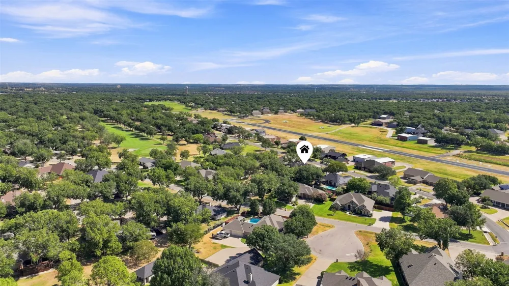 9014 Woodlawn Drive Granbury, TX 76049