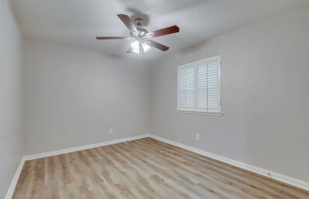 12329 Cedar Bend Drive Dallas, TX 75244