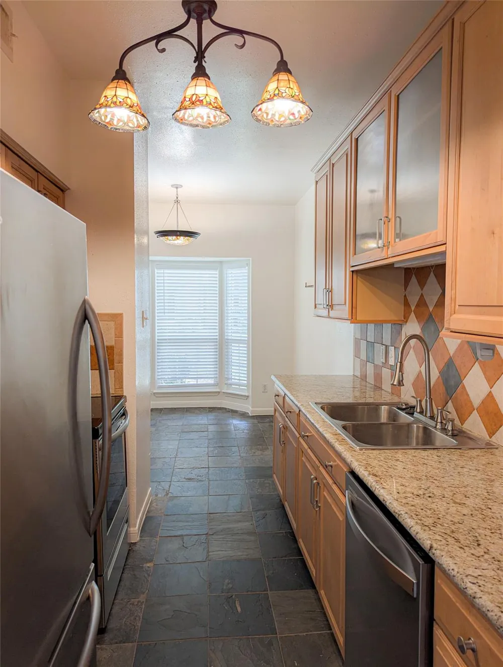 7925 Knight Road Houston, TX 77054