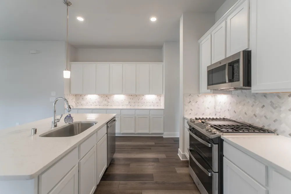 10289 S Goshawk Trail Conroe, TX 77385