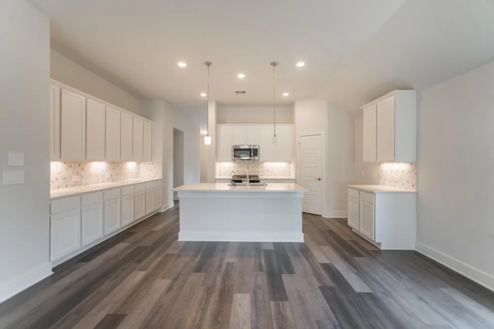 10289 S Goshawk Trail Conroe, TX 77385