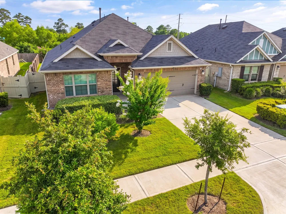 10289 S Goshawk Trail Conroe, TX 77385
