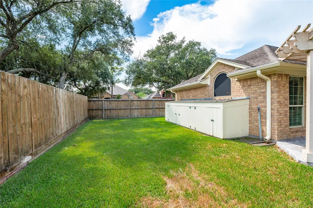 3123 Shore Meadow Drive League City, TX 77573