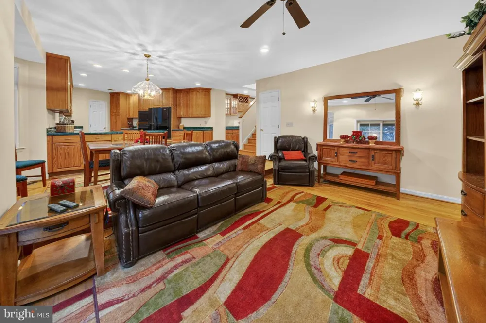 2701 OLNEY SANDY SPRING ROAD Olney, MD 20832