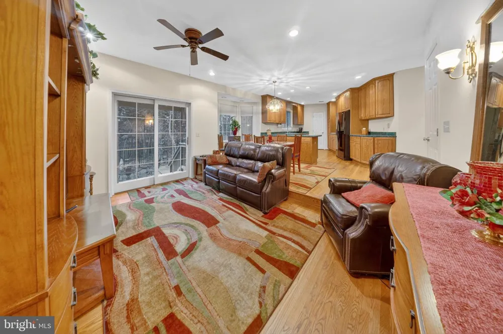 2701 OLNEY SANDY SPRING ROAD Olney, MD 20832