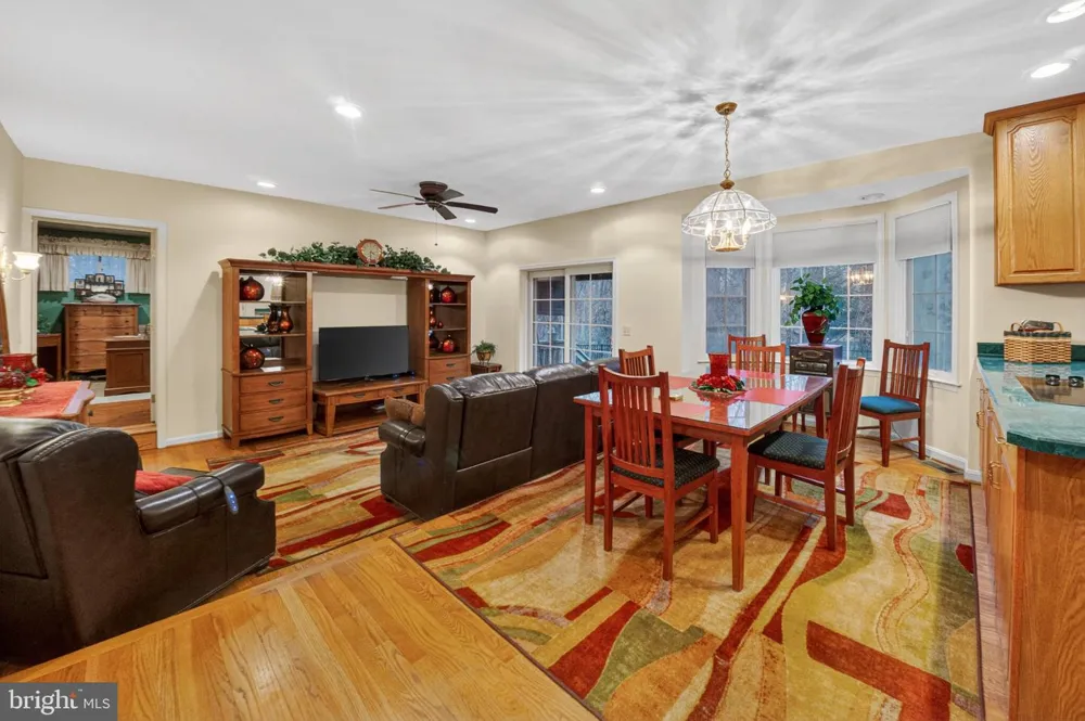 2701 OLNEY SANDY SPRING ROAD Olney, MD 20832
