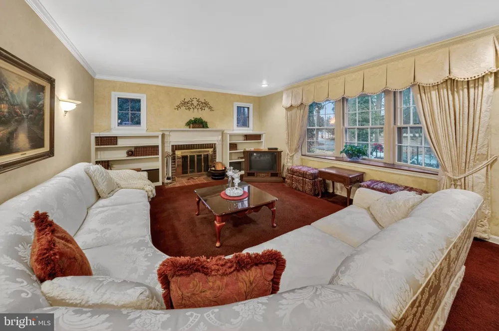 2701 OLNEY SANDY SPRING ROAD Olney, MD 20832