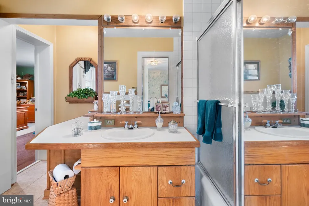 2701 OLNEY SANDY SPRING ROAD Olney, MD 20832