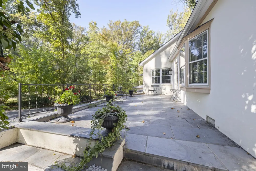 2701 OLNEY SANDY SPRING ROAD Olney, MD 20832