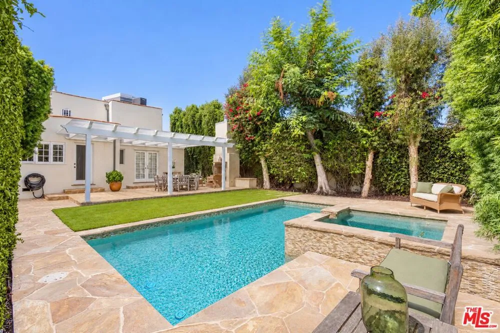 816 S Dunsmuir Avenue Los Angeles, CA 90036