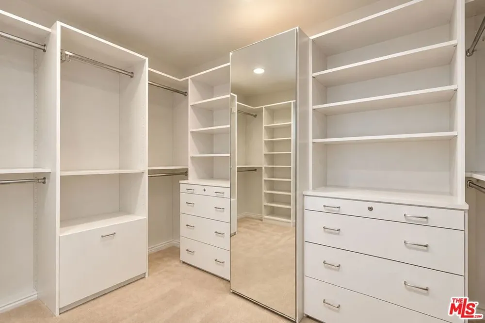 816 S Dunsmuir Avenue Los Angeles, CA 90036