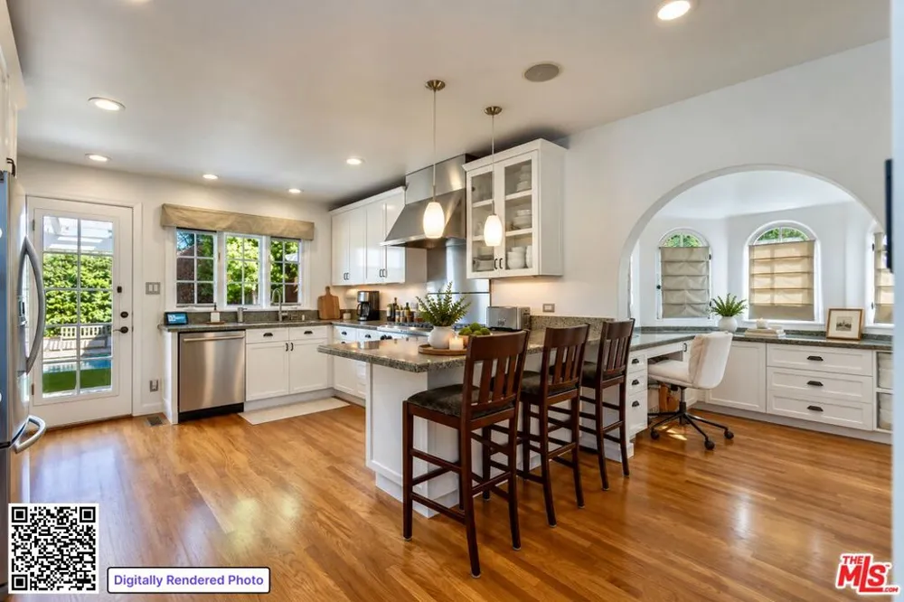 816 S Dunsmuir Avenue Los Angeles, CA 90036