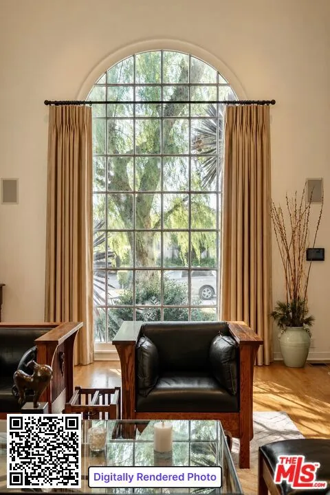 816 S Dunsmuir Avenue Los Angeles, CA 90036