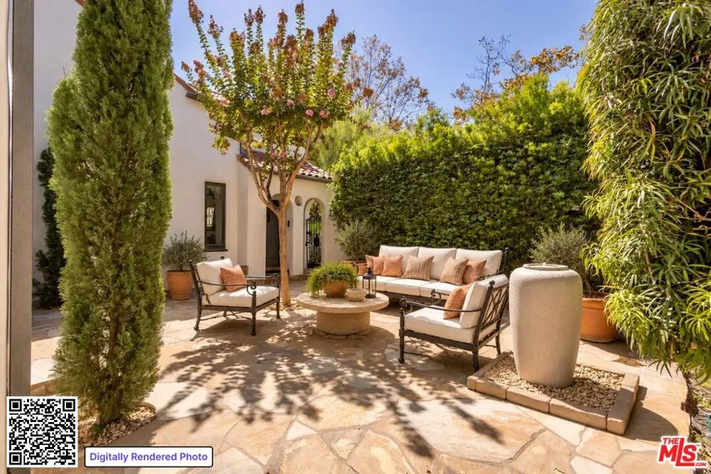 816 S Dunsmuir Avenue Los Angeles, CA 90036