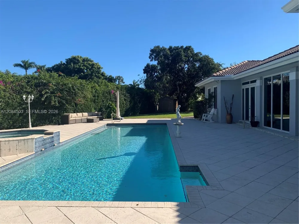 7625 SW 75th Ave Miami, FL 33143