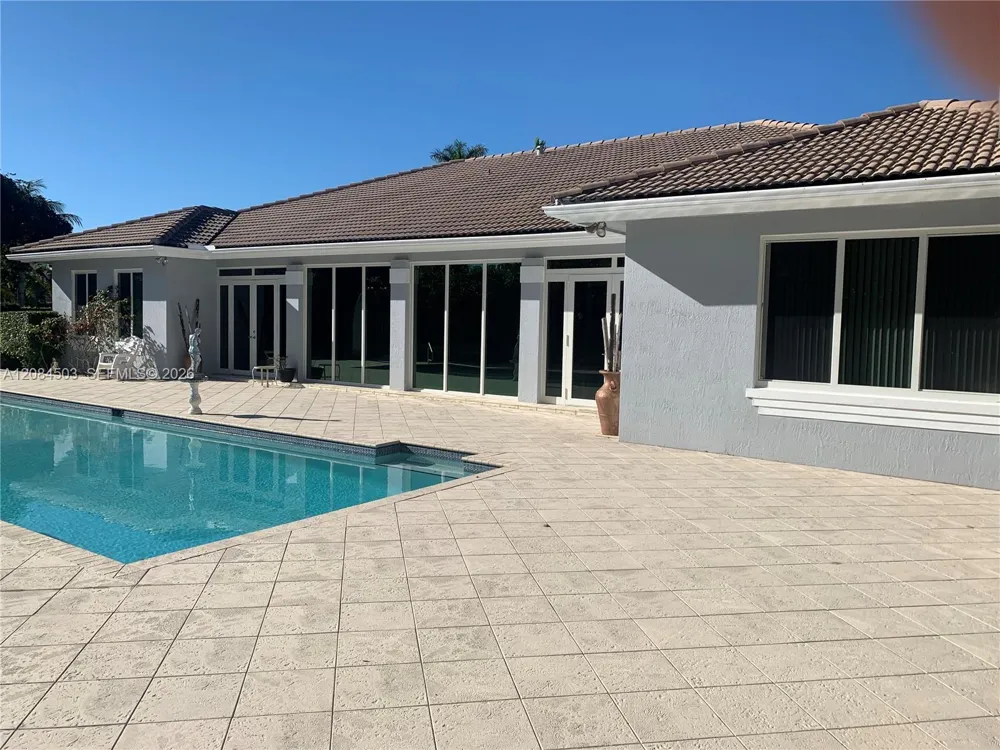 7625 SW 75th Ave Miami, FL 33143