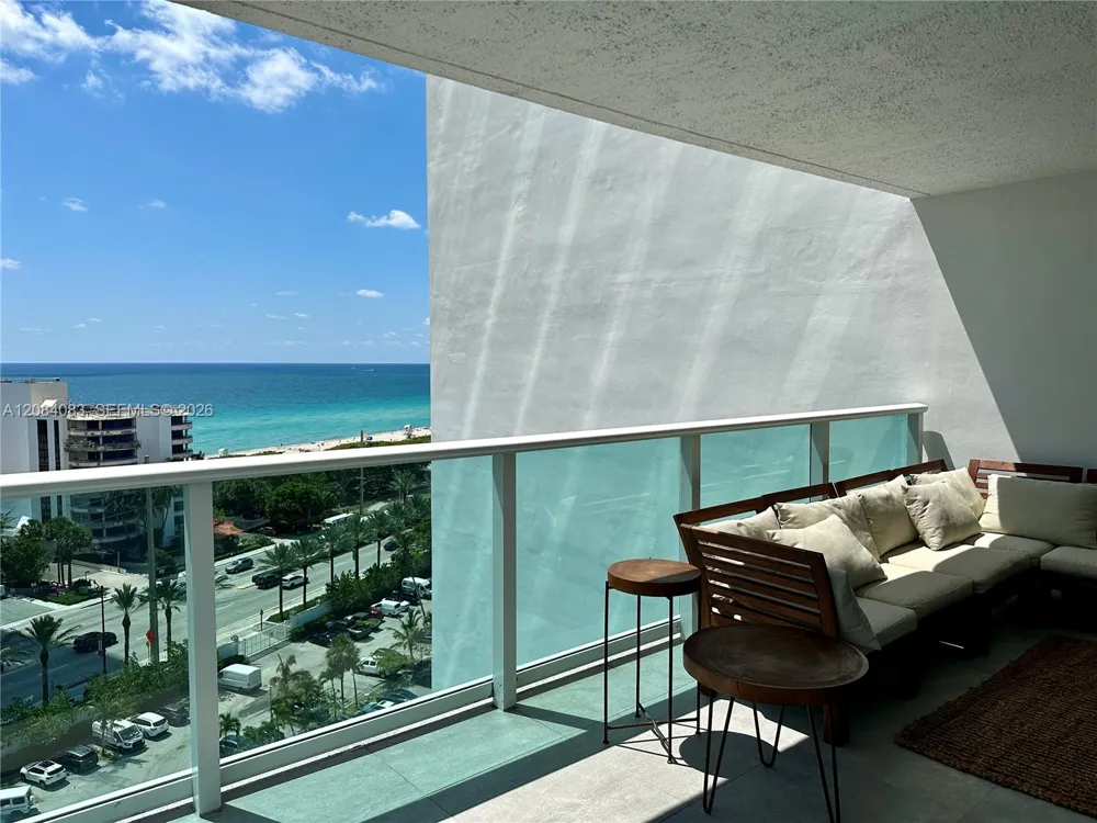 100 Bayview Dr #1405 Sunny Isles Beach, FL 33160