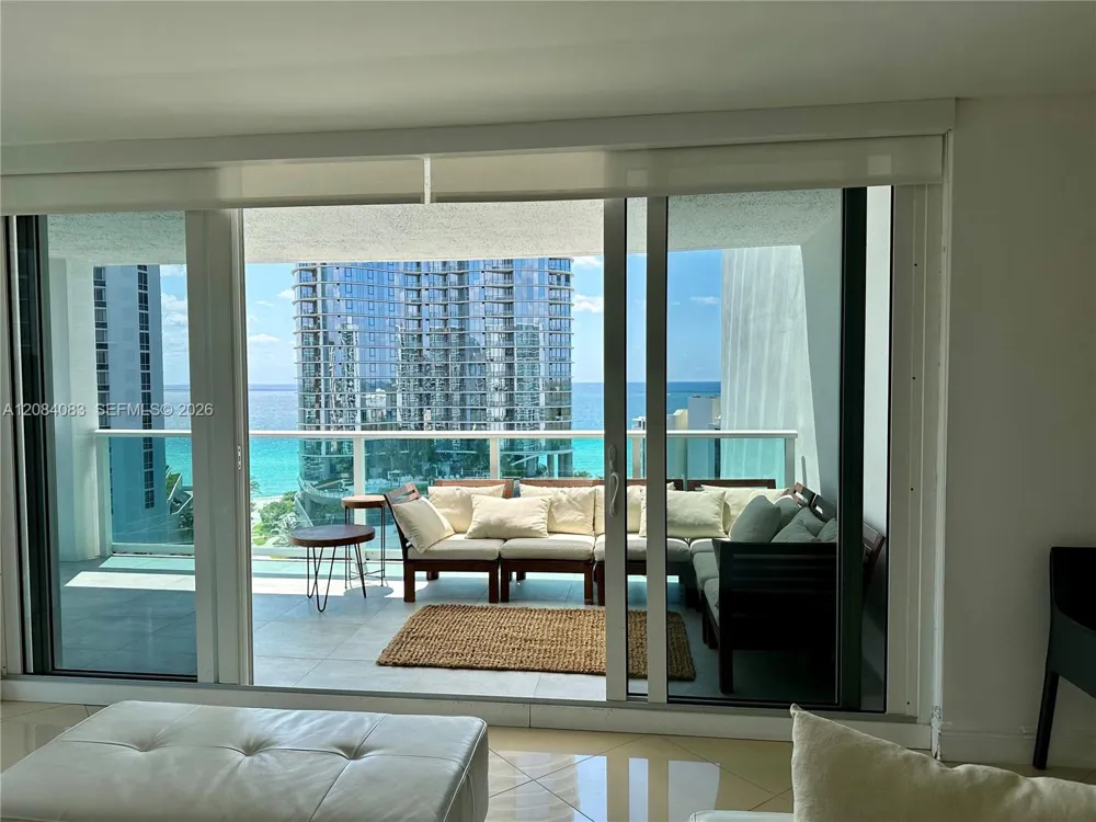 100 Bayview Dr #1405 Sunny Isles Beach, FL 33160